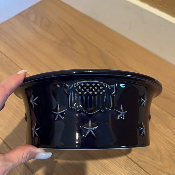 Longaberger navy Pottery 1 1/2 quart with Lid Patriotic Design - Picture 11 of 11